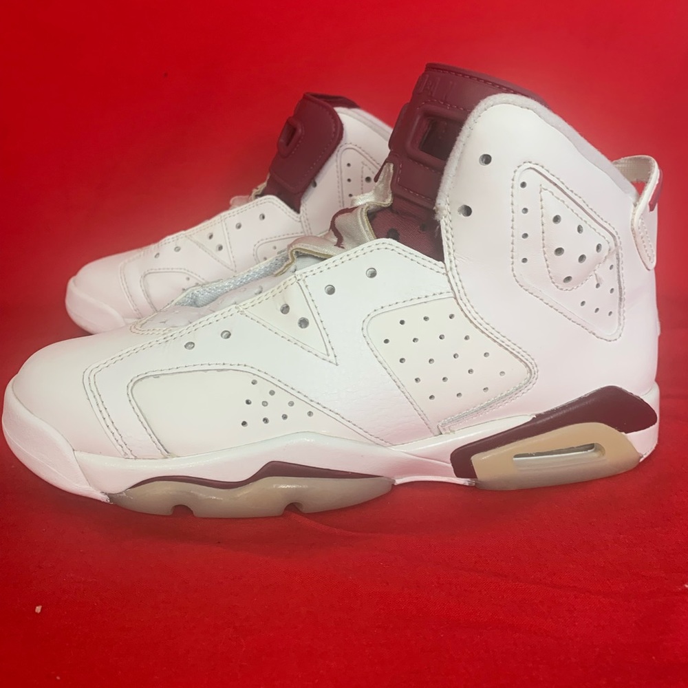 Jordan 6 maroon